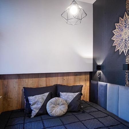 Apartament Z Jacuzzi W Centrum Sanoka Εξωτερικό φωτογραφία
